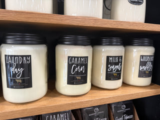26 oz Farmhouse Candle
